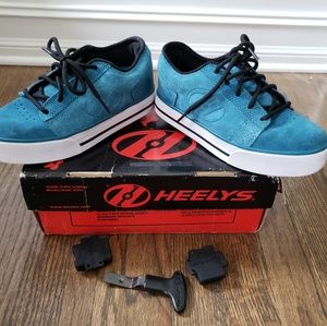 Heelys - blue suede kids roller shoes